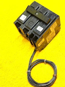 EATON QBHW2040SVH08  2-Pole 40 AMP 240 VAC SHUNT TRIP BOLT IN / ON BREAKER - Picture 1 of 9