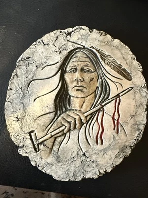 De colección Stan Langtwait Nativo Americano con Pipa de la Paz Placa Formas de Arcilla 7" Foto 1 de 4