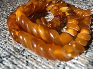 Beautiful VINTAGE BALTIC AMBER NECKLACE, 19 inch, semi-clear amber, 40 grams - Picture 1 of 14