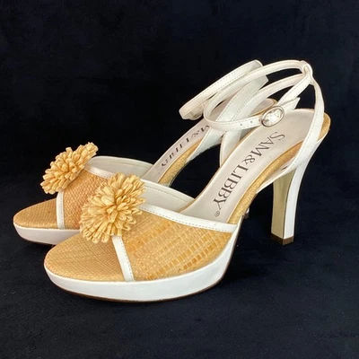 Zapatos de vestir de novia tejidos vintage años 90 blanco tacones florales 6.5 SAM y Libby Foto 1 de 4