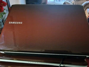 Samsung R530 4 Gb RAM 300 Gb hard drive good condition £49 Clearance price - Picture 1 of 24