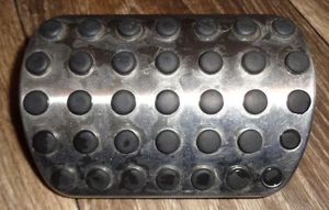 Cubierta de pedal de freno estilo deportivo Chrysler PT Cruiser OEM - Imagen 1 de 9