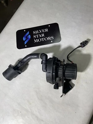 420906601B 427906407A 奥迪 R8 Spider 二级空气喷射泵支架 — 第 1/4 张图片