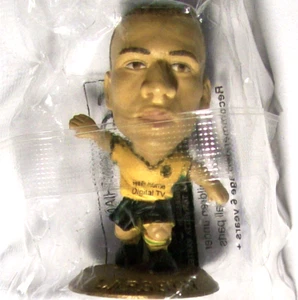 Corinthian Microstars CELTIC Away LARSSON MC1325 GOLD BASE - UK Series 6 - Picture 1 of 1