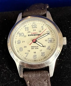 Woman’s Timex Expedition Calendar Indiglo Watch Leather Band - Picture 1 of 5