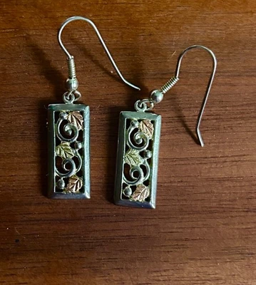 Pendientes de oro Black Hills  Foto 1 de 2