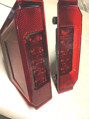 16-21 POLARIS GENERAL 1000  -NEW  TAIL LIGHTS PAIR x2 - FITS LEFT & RIGHT  - Image 1 of 4