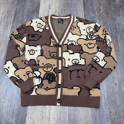 Cárdigan Steady Hands Patrón Oso de Peluche Marrón Tostado Tejido Suéter S/M Botón Delantero Foto 1 de 4