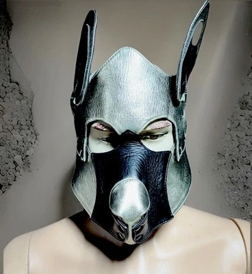 Máscara de cachorro capucha de cuero plateada/negra última Foto 1 de 4