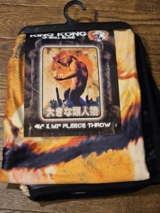 New King Kong Of Skull Island Blanket Throw 46" X 60" 2013 DeVito Artworks Rare - Picture 1 of 7