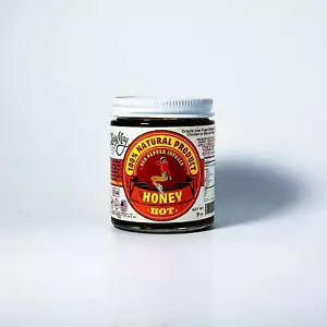Hot Honey, Red Pepper Infused Raw All Natural Honey 9oz - Picture 1 of 4