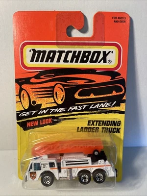 Matchbox  Extending Ladder Fire Truck New  #18 1995 Action 1:64 Die Cast (B13) - Image 1 of 2