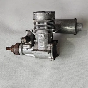 Fox 35 Eagle Slant Plug 2 Stroke R/C Airplane Engine For Parts/Repair Locked Up - Picture 1 of 3