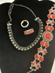 4 Piece Jewelry Set 2 Adjustable Rings Bracelet And Choker/necklace (Lot #304) - Picture 1 of 4
