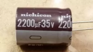 Pack of Two - ELECTROLYTIC CAPACITORS - 2200UF 35V NICHICON - NEW OLD STOCK - Picture 1 of 3