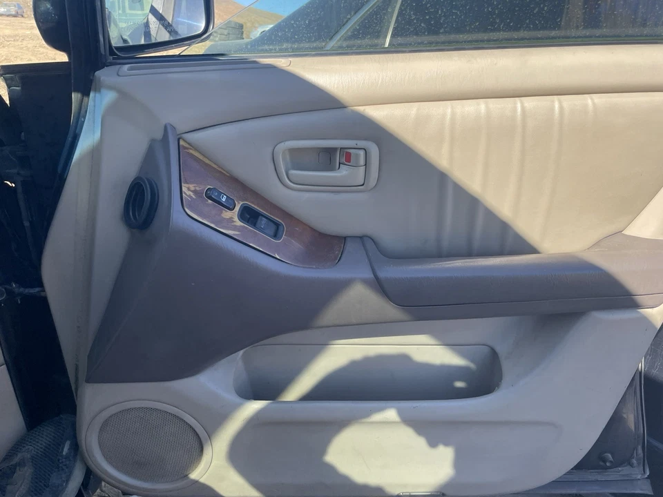 Panel de moldura de puerta delantera LEXUS RX300 pasajero 99-03 OEM $TODAS LAS PIEZAS ORIGINALES DISPONIBLES  Foto 1 de 1