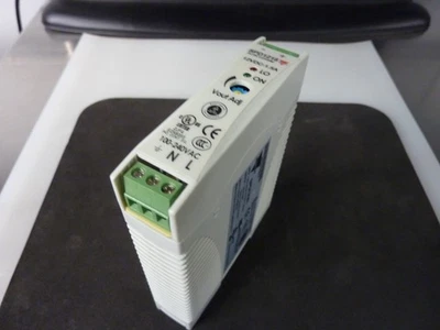 Entrada de fuente de alimentación Carlo Gavazzi SPD12181: 100-240VAC Salida: 12VDC 18W (31394) Foto 1 de 4