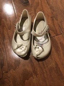 Mini Melissa Disney Beauty & The Beast Chip Mrs. Potts Pearl Mary Janes Size 8 - Picture 1 of 3