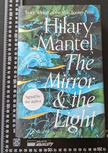 The Mirror And The Light SIGNED by Hilary Mantel 2020 - Picture 1 of 8