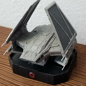 Figura de escalón de corbata con efecto luz de los parques de Disney Star Wars Galaxy's Edge - Imagen 1 de 12