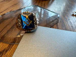 Vintage 10k Yellow Gold Masonic Freemason Blue Stone Men's Size 10 Ring 5.9 gram - Afbeelding 1 van 24
