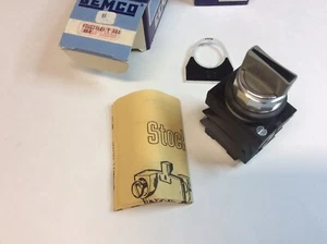 NEU Gemco 404S3X121 Y AA3 AA4 3 Positionen Wahlschalter Beibehaltene Position - Bild 1 von 3