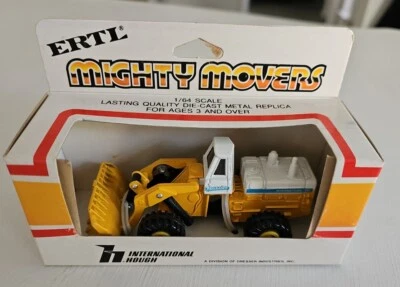 ERTL Mighty Movers Wheel Loader #1850 1/64 Scale Die Cast - Image 1 of 4