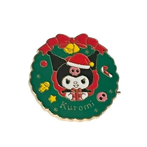 Prendedor de solapa esmaltado de vacaciones corona de Navidad Kuromi - Imagen 1 de 2