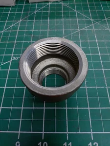 SS-449 304 Stainless Steel Pipe Reducer Female 1-1/2" NPT to Female 1" NPT - Picture 1 of 1