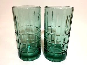 2 - ANCHOR HOCKING TARTAN GREEN PLAID 16 OZ BEVERAGE 6" ICE TEA GLASSES TUMBLERS - Picture 1 of 4