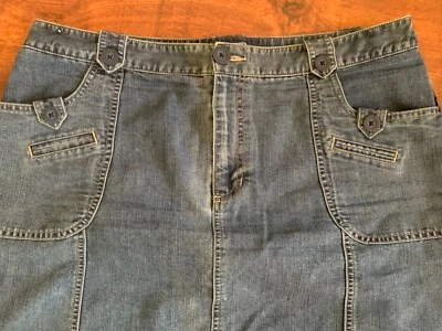 Falda vaquera de mezclilla Cherokee talla 16 bolsillos midi adorables detalles con botones ver fotos Foto 1 de 4