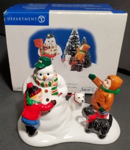Department 56 "Is That Frosty?" - Snow Village Zubehör #56.55030 Neu in OVP Scottie - Bild 1 von 8