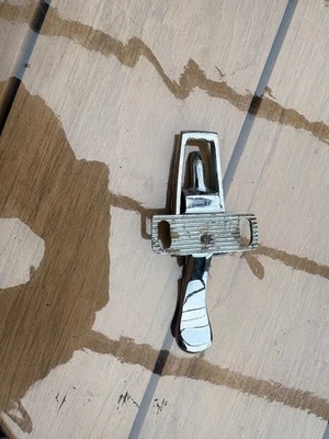 Capota cierre bmw e10 bmw 1600-2 descapotable / 2002 descapotable Foto 1 de 2