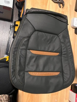 GMC 1500 2021 pasajero cubierta de asiento OEM - inferior Foto 1 de 3