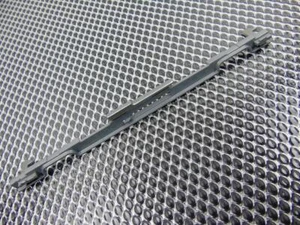 Dell Precision M90 17" Laptop LCD Lid Back Cover Latch Mechanism - Picture 1 of 5