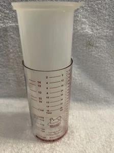 Pampered Chef Measure-All Cup 2 Cup Measuring Liquids/Solids Wet/Dry Old Logo - Picture 1 of 3