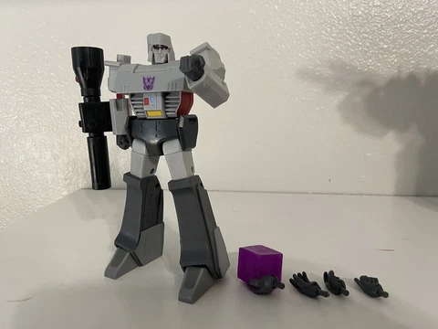 Transformers RED 2020 DECEPTICON MEGATRON FIGURE Loose 6" Walmart Ex. R.E.D Cover
