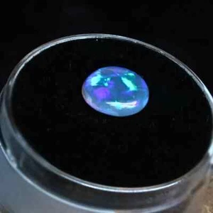 Dazzling Lightning Ridge Crystal Opal 1.15 ct - Foto 1 di 3