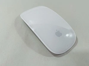 Apple Magic Mouse A1296 3vdc Bluetooth Wireless - Picture 1 of 7