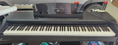 Korg Concert C-15S 88 notas teclas ponderadas piano con soporte en el escenario Foto 1 de 4