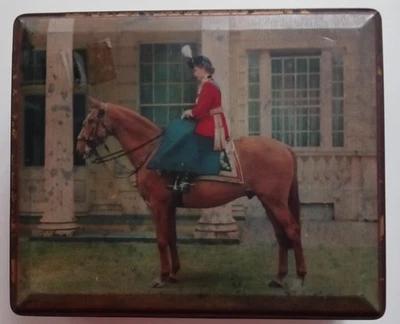 Vintage Confectionery Tin Queen on Horseback by Edward Sharp Ltd & Sons - Image 1 of 4