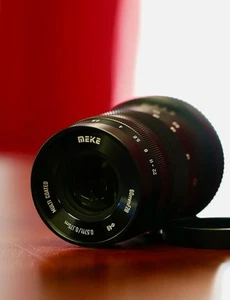 Meike 60mm F2.8 APS-C Manual Focus Macro Lens for Sony E Mount Cameras - Picture 1 of 4