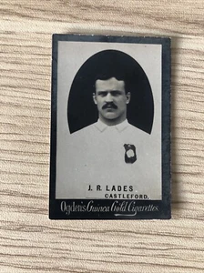 J. R. Lades - Castleford - OGDENS GUINEA GOLDS-FOOTBALLERS BASE M 1899 - Picture 1 of 2