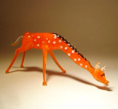 Estatuilla de arte de vidrio soplado animal salvaje agua potable jirafa naranja Foto 1 de 2