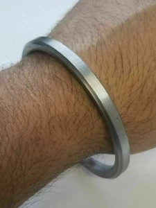 Brazalete SARBLOH Hierro Puro Sikh Kaur Plano Kada Singh Khalsa Tradicional 5K Kara F4 - Imagen 1 de 12