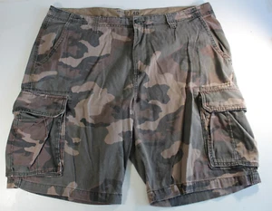 Old Navy Broken-In Cargo Shorts Mens 40" x 10.5" Green Camouflage 100% Cotton - Imagen 1 de 5