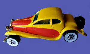 Bugatti 1987 vintage amarillo y rojo 1:64 suelto fundido a presión - Imagen 1 de 11