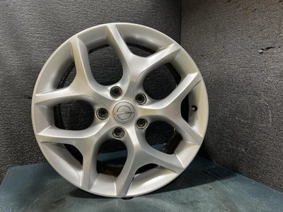 Wheel Road Wheel Aluminum 18x7-1/2 5 Y Spoke Painted Fits 17-18 PACIFICA 1105265 - Image 1 of 2