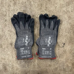 2 Pairs NEW Ansell HYFLEX 11-531 Cut-Resistant Nylon Spandex Gloves Size 7 - Picture 1 of 3