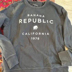 Sudadera Banana Republic Para Hombre L Negra California 1978 Cuello Redondo Pullover Logo - Imagen 1 de 3